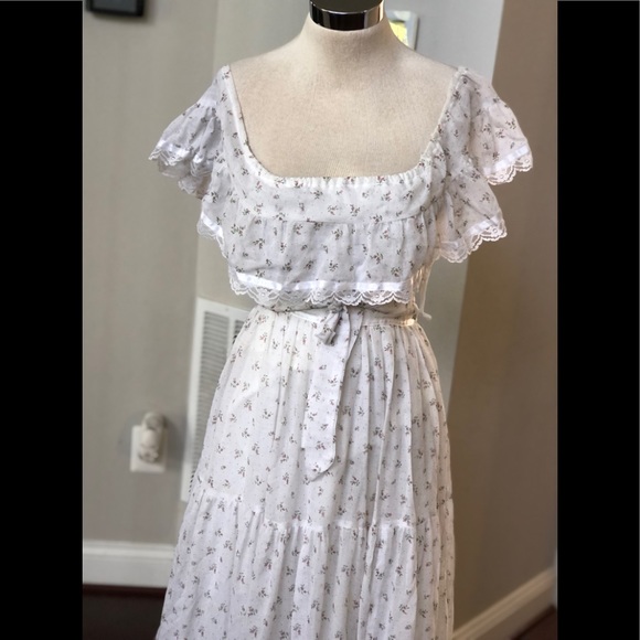 Gunne Sax by Jessica Maxi Prairie Cottage-core Off-shoulder Dress - Picture 5 of 16